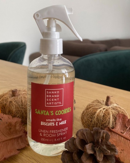 SANKO SCENT ROOM SPRAY & LINEN FRESHENER SANTA'S COKIES ΑΡΩΜΑΤΙΚΟ ΣΠΡΑΥ ΜΠΙΣΚΟΤΟ ΚΟΥΡΑΜΠΙΕΣ 250ml